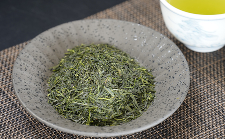 【先行予約・数量限定】玉露 1パック 一番茶の最高峰「玉露」 プレミアム・レアな美味しさ 創業130年を超える老舗 豊田宗平商店 【玉露抹茶 玉露抹茶ラテ 抹茶フラペチーノ 玉露ラテカスタム 高級日本茶 産地直送 老舗 三重県 四日市市】