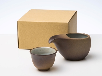 【萬古焼（ばんこやき）】玉露、かぶせ茶、高級茶葉をより美味しく愉しむ茶器。和洋のインテリアを選ばないモダンデザイン。ひとしずく（急須と煎茶碗）セット 【ちゃ】 藤総製陶所