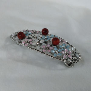 1617　珊瑚髪留め・小判（ピンク）　　アフリカ珊瑚 イソバナ珊瑚 贈り物 髪留め 珍しい髪留め 還暦祝い 赤珊瑚 カジュアルアクセサリー 赤いヘアーアクセサリー ヘアーアクセサリー 3月誕生石 母の日 喜ばれるプレゼント 大人髪留め スタイリッシュヘアーアクセサリー