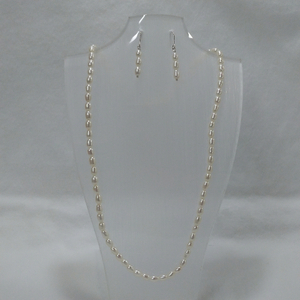 1621　淡水本真珠ネックレス・ピアス（ベビーパール）　　淡水本真珠 淡水真珠 ベビーパール ベビーパールピアス ベビーパールネックレス エレガントなアクセサリー パーティーアクセサリー 真珠ネックレス 真珠ピアス キュートピアス 誕生日プレゼント 贈り物 母の日