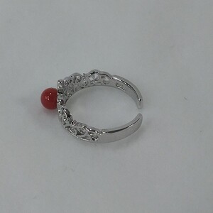 1648　珊瑚リング・クラウン（胡渡）　　胡渡珊瑚 珊瑚 赤珊瑚 珊瑚リング クラウンリング フリーサイズリング 贈り物 還暦祝い ご褒美リング ファッションリング 3月誕生石 エレガントリング シルバー製リング お気に入りリング カジュアルアクセサリー