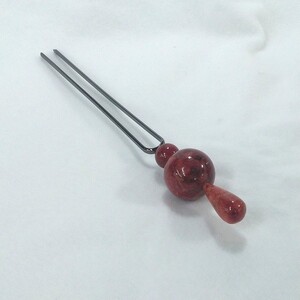 1650　珊瑚かんざし大珠　　アフリカ珊瑚 イソバナ珊瑚 贈り物 かんざし 珊瑚かんざし 還暦祝い 赤珊瑚 カジュアルアクセサリー 赤いかんざし 大珠珊瑚 3月誕生石 母の日 和装アクセサリー 喜ばれるプレゼント 和装装飾品