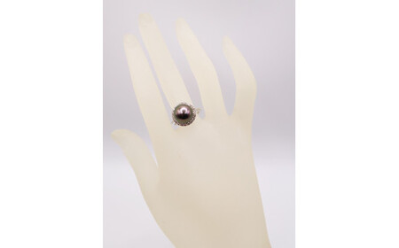 1704　【真珠総合研究所Black　Lip花珠鑑別付】Pt900 タヒチ黒蝶真珠10.0㎜up　ダイヤモンド0.40ctリング