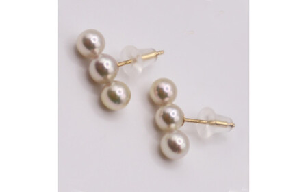 1736　K18　アコヤ本真珠4.5mmup 3連ピアス