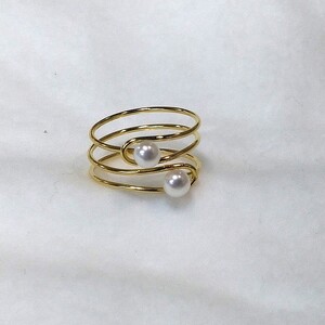 1792 リング・ダブルパール（ボタン）金色 真珠 指輪 アクセサリー 母の日のプレゼント キュートなリング カジュアルアクセサリー 装飾品 オシャレアイテム クリスマスプレゼント 淡水パール 愉しい贈り物 ポピュラーアクセサリー 自分へのご褒美 ピッタリフィット