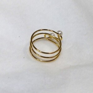 1792 リング・ダブルパール（ボタン）金色 真珠 指輪 アクセサリー 母の日のプレゼント キュートなリング カジュアルアクセサリー 装飾品 オシャレアイテム クリスマスプレゼント 淡水パール 愉しい贈り物 ポピュラーアクセサリー 自分へのご褒美 ピッタリフィット