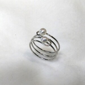 1793　リング・ダブルパール（ボタン）銀色 真珠 指輪 アクセサリー 母の日のプレゼント キュートなリング カジュアルアクセサリー 装飾品 オシャレアイテム クリスマスプレゼント 淡水パール 愉しい贈り物 ポピュラーアクセサリー 自分へのご褒美 ピッタリフィット