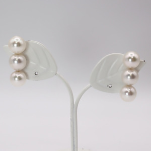 1966 K18 あこや8.0㎜up三連ピアス