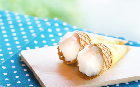 023 山村ミルクアイスセット アイスクリーム カップアイス コーンアイス ミルク 牛乳 伊勢