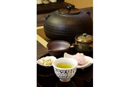 お茶 煎茶 深蒸し高級煎茶 茶葉 180g 2缶 天の誉 松阪茶【3-17】