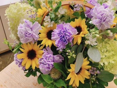 お花ちゃん生花店　季節のフラワーアレンジメント?記念日セット?（全３回）　Mサイズ　e_11