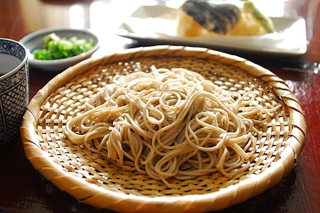 ad04 陣田屋商店 カレーうどん（生麺）黒カレーうどん（半生麺）極細