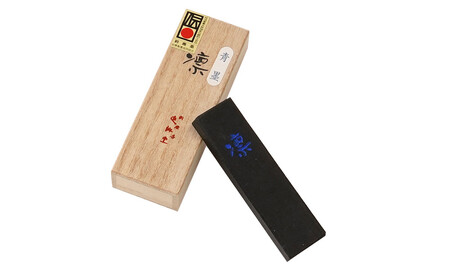 鈴鹿墨 書道用墨 「凛1丁型」