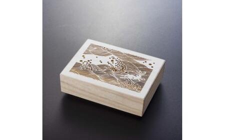 伊勢型紙文様の宝箱＜波にうさぎ＞収納　卓上整理