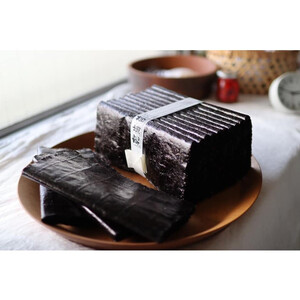 『あの味が忘れられない！』子どもたちに大人気！炙って食べる香ばしい海苔「やだのり」60枚と絵本グッズ♪