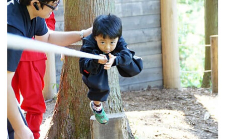【一風変わったアクティビティ！】赤目四十八滝　忍者修行体験+赤目渓谷入山ペアチケット（2枚4名様）　三重県名張市