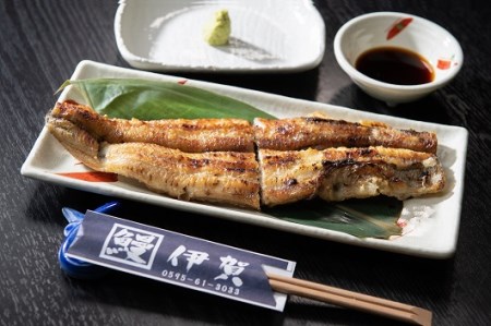 鰻(白焼きと山椒煮)レトルトパック【うぐいす】