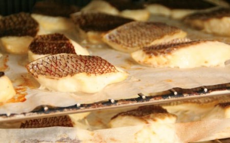 鯛専門店 めでたい屋の特選 鯛めしの素（２合用×３）ME-97