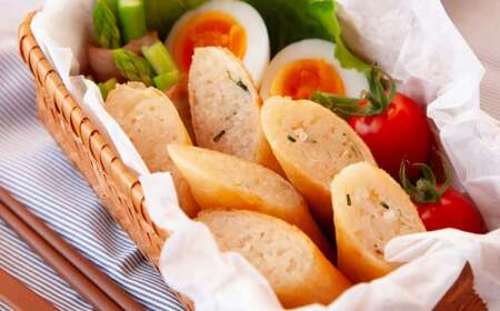 鯛めし の パリパリ揚げ ＜プレーン４本／チーズ４本＞ 東紀州グルメ大会優勝  鯛 専門店 めでたい屋  尾鷲市 　ME-79