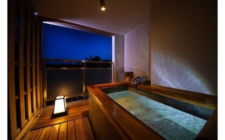 Q-28伊勢志摩の絶景 鳥羽グランドホテル TV「どっちの料理ショー」出演の料理プロデューサーによる　”伊勢海老・鮑・松阪牛”特別料理と露天風呂付特別室で過ごす　平日限定お部屋食ペア宿泊プラン