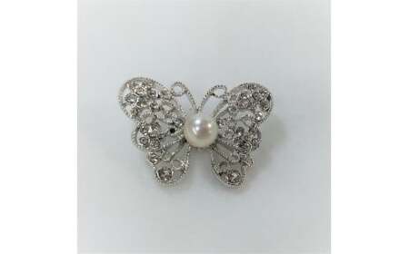 10-64伊勢志摩あこや本真珠ブローチピン(蝶々)