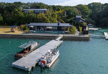 伊勢志摩 MOKU ISESHIMA ペア宿泊券(1泊2食付) 1日1組限定  旅行 観光 限定 オーベルジュ 鮨 伊勢 志摩 おすすめ 人気  旅行券 宿泊券 チケット クーポン 貸切 サウナ 高級 離島  