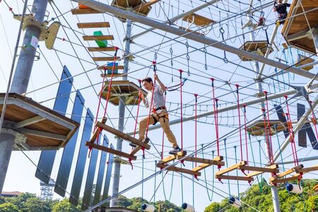 志摩グリーンアドベンチャー【グランピングフィールド】レギュラー棟 宿泊券(６名様まで)／伊勢志摩 伊勢 志摩 三重 ｱﾄﾗｸｼｮﾝ ｸﾞﾗﾝﾋﾟﾝｸﾞ ｻｳﾅ 友人 家族 遊ぶ 自然 贅沢 宿泊 ﾁｹｯﾄ 旅行券 ｱｳﾄﾄﾞｱ BBQ 大人 子ども 満喫 体験 ｱｸﾃｨﾋﾞﾃｨ 楽しむ 泊まる