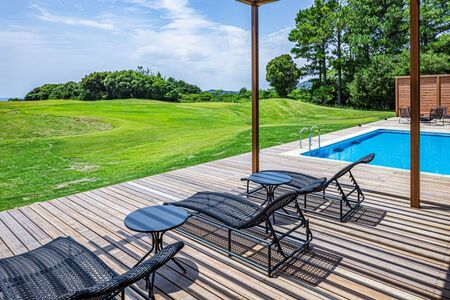 志摩グリーンアドベンチャー【グランピングフィールド】ラグジュアリー棟 宿泊券(８名様まで)／伊勢志摩 伊勢 志摩 三重 ｸﾞﾗﾝﾋﾟﾝｸﾞ ｷｬﾝﾌﾟ ﾌﾟﾗｲﾍﾞｰﾄ ｳﾞｨﾗ ﾌﾟｰﾙ ｻｳﾅ 友人 家族 遊ぶ 自然 贅沢 宿泊 ﾁｹｯﾄ 旅行券 ｱｳﾄﾄﾞｱ BBQ 大人 子ども 満喫 体験 ｱｸﾃｨﾋﾞﾃｨ 楽しむ 泊まる