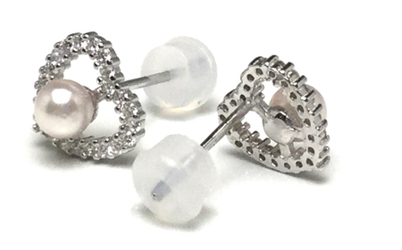 真珠 ピアス 4ミリ ～ 4.5ミリ シルバー アクセサリー パール アコヤ真珠 伊勢 志摩 伊勢志摩 英虞湾 冠婚葬祭 結婚式 入学式 卒業式 ギフト カジュアル 誕生石 記念日  / 老舗の真珠専門店・高品質アコヤ真珠ピアス4.0～4.5ミリ（シルバー・ハート）