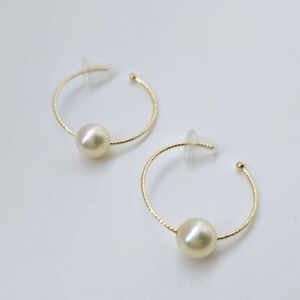 【ホワイト系】ピアス パールフープピアス K10YG
