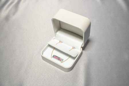 6ミリ アコヤ真珠 ピアス パール 三重県志摩市 パール / ゴールドカラー