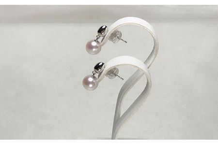 【054-01】akoya ぷっくりしずくピアス(K18WG)