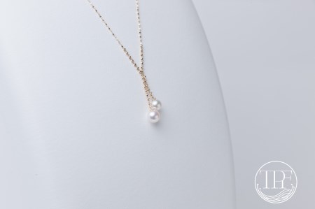 【105-02】養殖場　チェリーネックレス（Ｋ18ＹＧ）