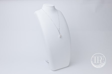 【105-02】養殖場 チェリーネックレス(K18WG)