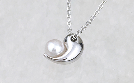 神宮・勾玉ペンダント あこや 真珠 ホワイトピンク ネックレス ペンダント 真珠 伊勢志摩 志摩 アクセサリー ギフト パール 母の日 ホワイトデー クリスマス