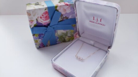 天使のブランコ、スウィングネックレス（K10WG）