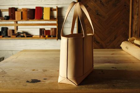 伊賀牛革トートバッグ<ステッチ:色選択可>