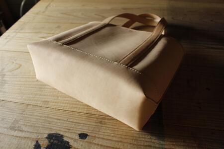 伊賀牛革トートバッグ<ステッチ:色選択可>