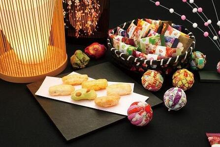 金澤兼六製菓　金澤小町（おかき6種類の詰合せ1箱150g×15箱）