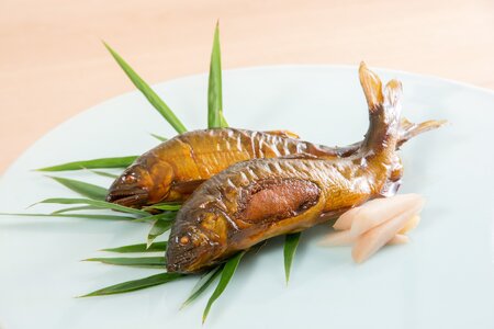 【高島屋選定品】＜うおすけ＞鮎・子持鮎甘露煮詰合せ　ＵT－０２ 三重県 多気町 TSY-02-02