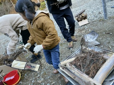 焚き火体験～焚き火調理と焼きマシュマロを作ろう　ペアチケット／地域活性化協議会　ふるさと納税　アウトドア　三重県　大紀町