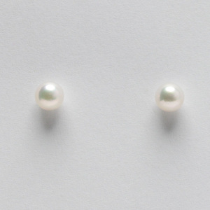 ピアス akoya 5ミリサイズ アコヤ真珠 ピアス アクセサリー