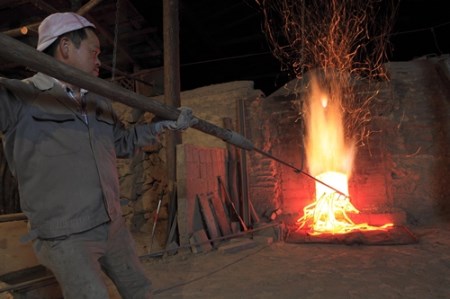 【先行受付 3月以降発送】 伊勢志摩 備長炭 半長小 約3kg/マルモ 製炭所 BBQ 料理 炭火 七輪 囲炉裏 火鉢 キャンプ