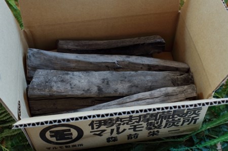 【先行受付 3月以降発送】 伊勢志摩 備長炭　半長小　約1kg／マルモ 製炭所　BBQ　料理　炭火　七輪　囲炉裏　火鉢　キャンプ