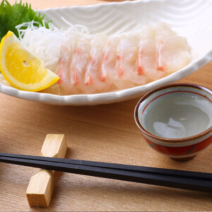 【 鯛 】 鯛まるごと 1匹 朝どれ 内蔵処理済み