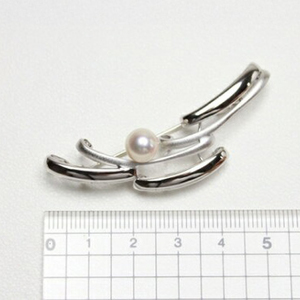 SV　アコヤ真珠　7.5ミリ　ブローチ　（No30886）／真珠　南伊勢町　パールハヤシ　伊勢志摩