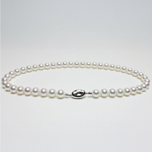 9-9.5ミリ アコヤ真珠 ネックレス ピアス パールハヤシ 【 ピアス 】