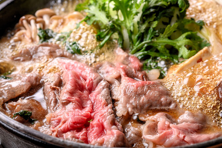 【黒毛和牛】三重県産 すき焼き肉 400g 長島ショッピー厳選【AA39】