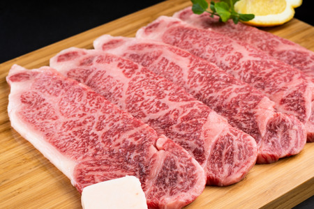 【黒毛和牛雌】サーロインステーキ５枚〈約750g〉 長島ショッピー厳選【三重県産】【DD10】