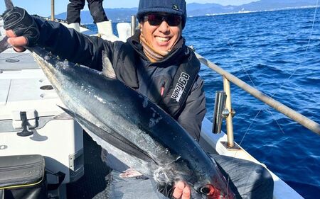 遊漁船「第八十八翔栄丸」 乗船利用クーポン 5000円分 / 釣り 海釣り 船釣り 釣り船 魚釣り フィッシング fishing 漁船 体験 チケット クーポン ジギング ジギング船 タイラバ トンジキ イカメタル アジング サビキ釣り イカ釣り キャスティング 三重県 紀宝町 【sem002】